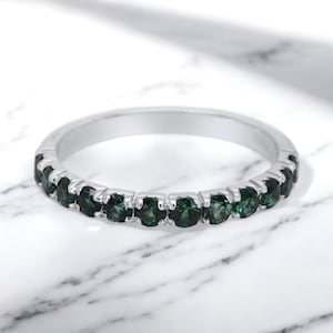 Green Sapphire Half Eternity Band - Solid Gold Ring - Green Gemstone Ring - Colorstone Jewelry - Gift for Her