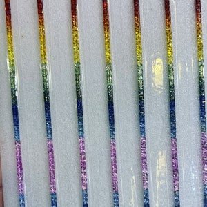 2.6 mm Princess Cut Rainbow Sapphire Linie: Mehrfarbige Edelsteine