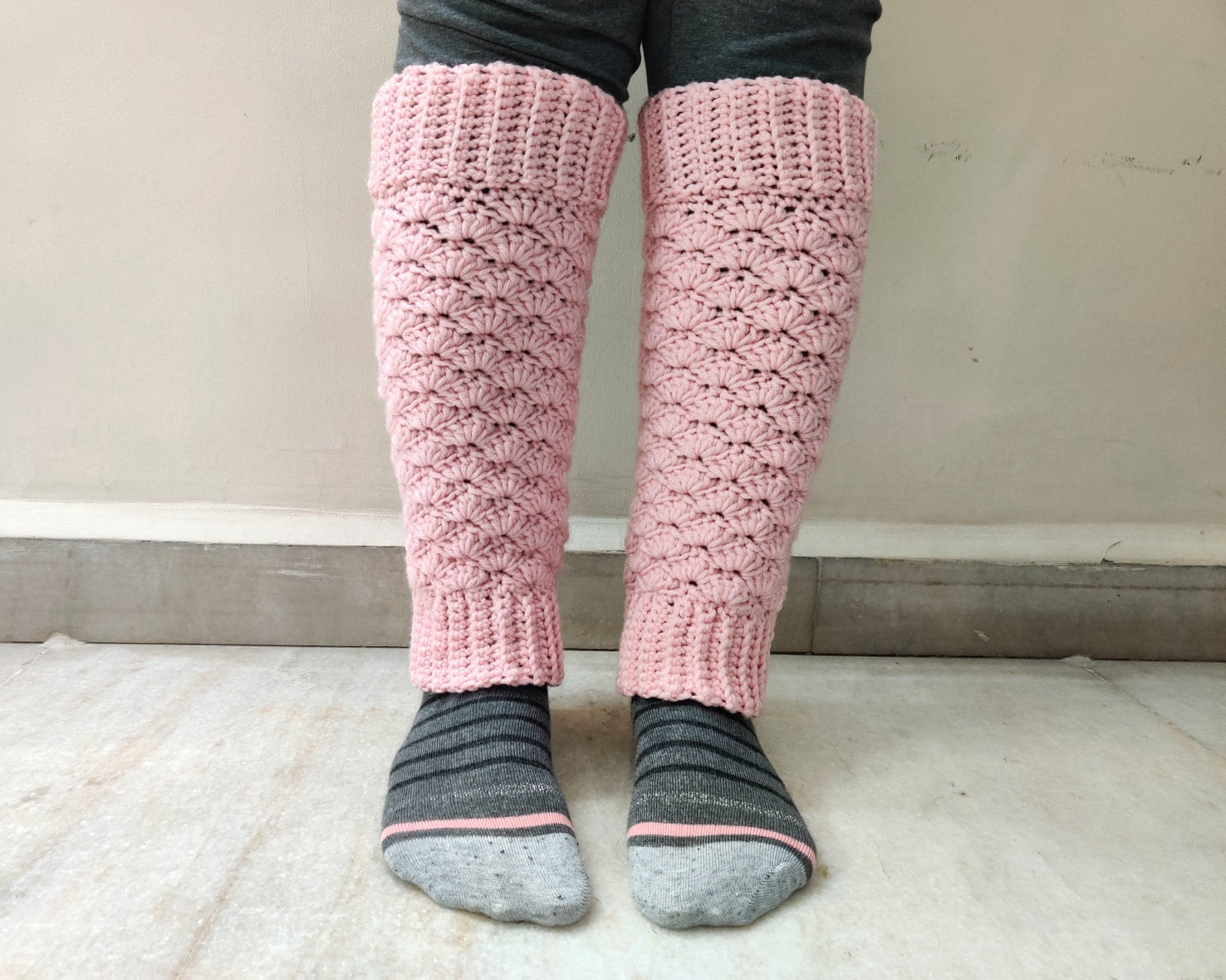 CROCHET PATTERN - Ribbed Stirrup Legwarmer Crochet Pattern - Dance  legwarmers - skating legwarmers - boot socks - DIY project