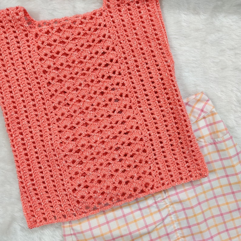 Crochet easy top pattern with cotton yarn. Easy quick crochet tee pattern. Crochet lacy vest. Crochet top for women all sizes. beginner crochet. Womens lacy blouse fits well chic trendy design. Peach yarn soft
