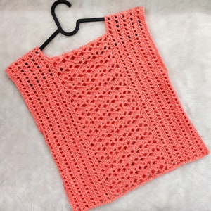 Crochet easy top pattern with cotton yarn. Easy quick crochet tee pattern. Crochet lacy vest. Crochet top for women all sizes. beginner crochet. Womens lacy blouse fits well chic trendy design. Peach yarn soft