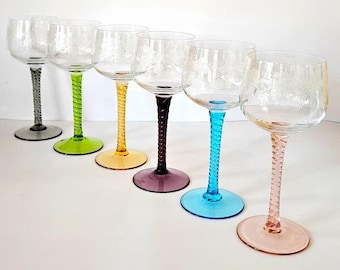 Sechs Vintage Harlekin gravierte Wein Hock Gläser c1960