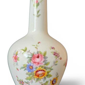 Minton England Marlow pattern bud vase 11cm