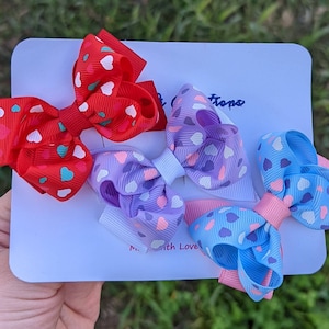 Noeuds pour cheveux Saint-Valentin (pince crocodile) Noeuds pour tout-petits, Noeud petite fille, Noeuds pour cheveux de fille, Noeuds en queue de cochon, Noeuds en coeur