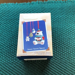 2002 Hallmark Sweet Tooth Traktaties Keepsake Ornament