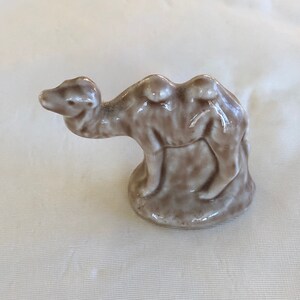 Red Rose Tea Wade Whimsies Camel