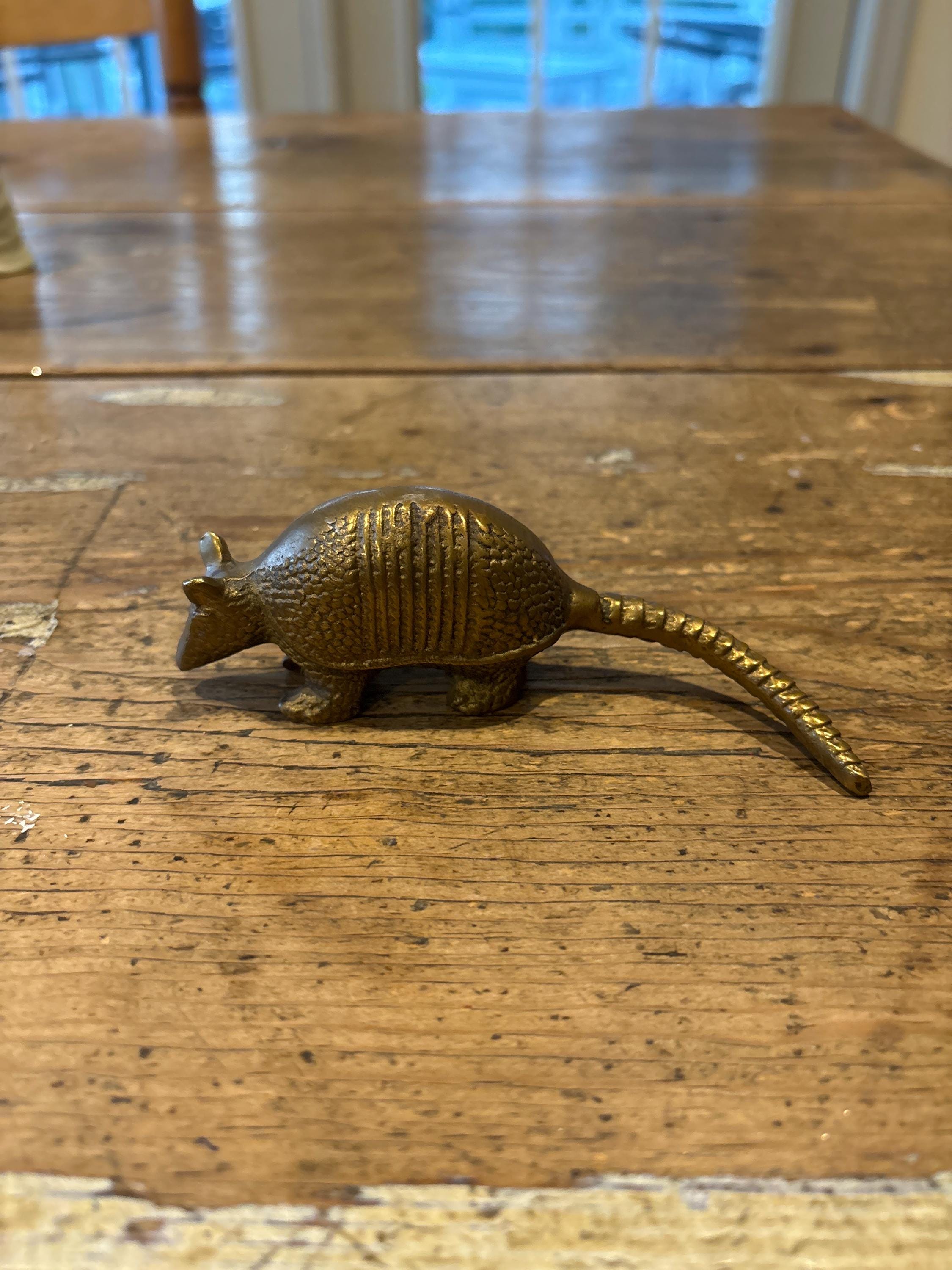 アルマジロ ショルダーバッグ 革 センザンコウ ポーチ ヴィンテージ