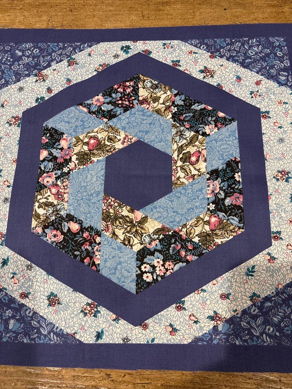 Bloc De Patchwork Floral Bleu - Coton - Environ 16 X 16 Pouces - Pour Courtepointe/quilting - Occasion