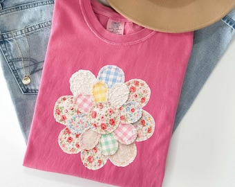 Comfort Colors® Faux Patchwork Daisy Flower T-Shirt, florales Sommershirt, florales Grafik-T-Shirt, Vintage Ästhetisches Blumen-T-Shirt