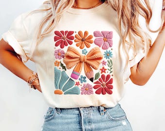 Comfort Colors® Faux Yarn Floral Pencil T-Shirt, Coquette Pencil Bow Shirt,Trendy Back to School Tee, Appreciation Gift
