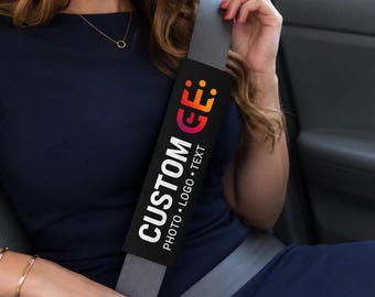 Spersonalizowany pokrowiec na pas bezpieczeństwa, spersonalizowana nakładka na pas bezpieczeństwa ze zdjęciem, poduszka na pas naramienny z monogramem imienia, prezent dla nowego kierowcy, akcesorium samochodowe, nadające się do prania