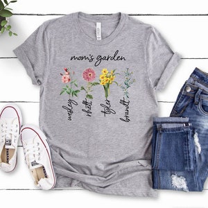 Camiseta Jardim da Mãe, Camiseta com Flores para o Dia das Mães, Camiseta com o Mês das Flores para a Mãe, Presente para o Dia das Mães, Presente para a Mãe | Wallet&Heart