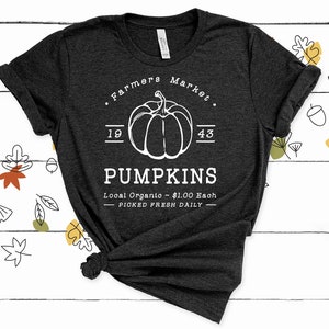 Kürbisse Bauernmarkt 1943 Shirt | T-Shirt | Erntedank-Shirt für Männer und Frauen | Herbst Shirt | Geldbörse&Herz
