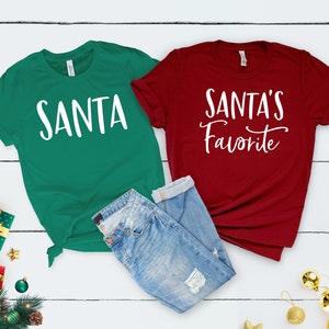 Camisa de Papai Noel, Camisa favorita do Papai Noel, Camisas de Natal para casais, Camisa de Natal engraçada, Camisas de Natal combinando - Wallet&Heart