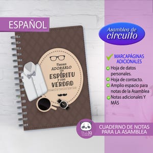 May include: A spiral-bound notebook with a brown cover featuring a design with a white shirt, bow tie, coffee cup, watch, and text in Spanish. The notebook includes additional bookmarks and space for notes.