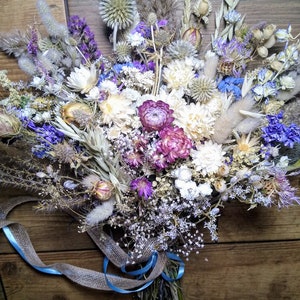 White & purple dried flower bouquet, dried flower gift, 40 x 30cm, dried pretty wedding bridal bouquet direct from UK farm, bridesmaids posy