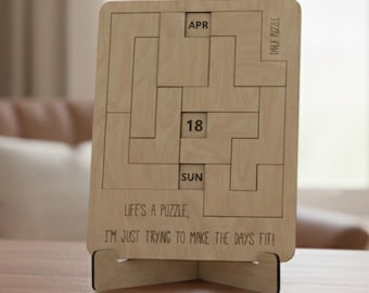 Rompecabezas de calendario diario, juego de diseño perpetuo, archivo SVG de corte láser para descarga digital compatible con Glowforge, LightBurn, xTool, Cricut, etc.