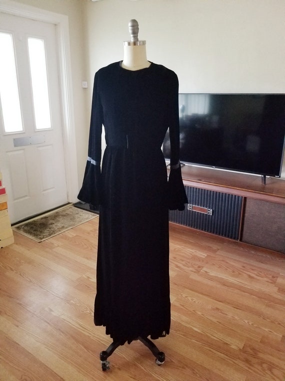 Vintage 1970s Black Velvet Bell Sleeve Dress
