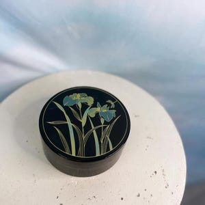 vintage trinket box