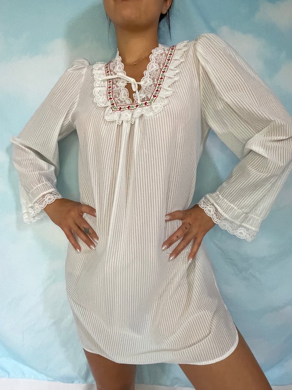 Vintage white nightie