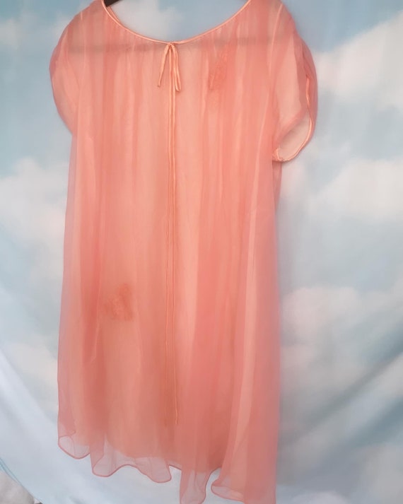 1950s peach night gown slip