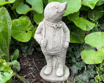 Mr mole stone statue |beatrix potter wind willows animal garden outdoor ornament