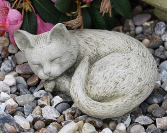 Sleeping Cat Stone Statue | Outdoor Garden Ornament Kitten Kitty Pet British Gift Decoration