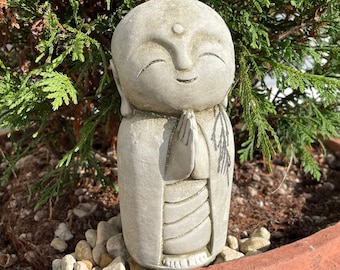 Belle statue de moine en pierre | Ornement de décoration extérieure de jardin oriental bouddha zen cadeau britannique