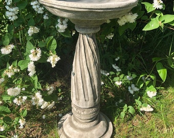 Barley twist bird bath feeder stone statue | outdoor garden ornament decoration