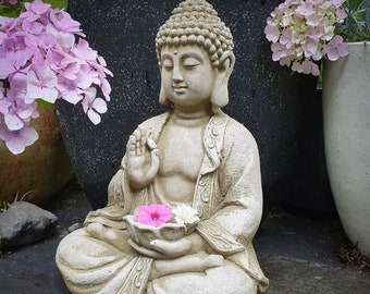 Grande statue bouddha photophore lotus en pierre reconstituée | décoration extérieure orientale ornement de jardin