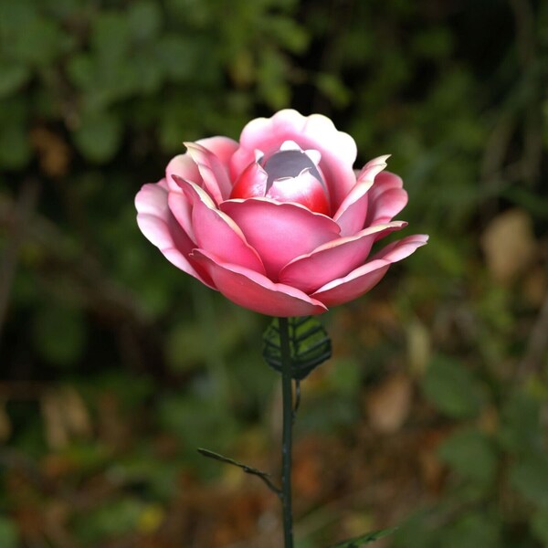 Metal Roses - Etsy
