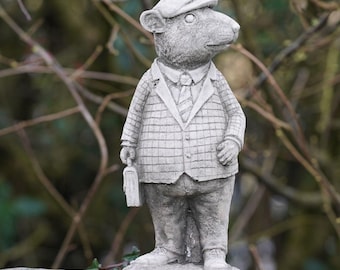 Mr mouse stone statue | wind in the willows animal garden ornament outdoor ratty