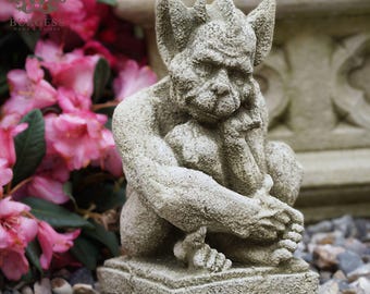 Resting gargoyle stone statue | outdoor gremlin sprite decoration garden ornament