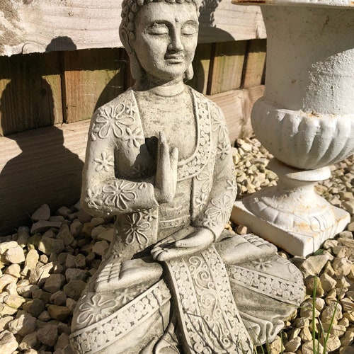 Reconstituted stone meditating buddha statue | vintage concrete garden ornament