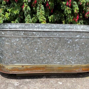 Vasos grandes de metal galvanizado de 61 cm | vaso rústico para flores de jardim ao ar livre