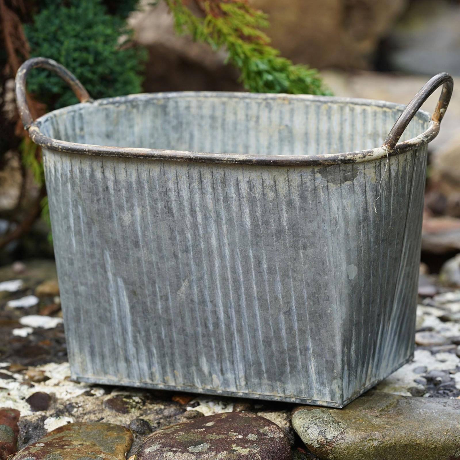 Zinc Metal Flower Pot Ribbed Planter With Handles Outdoor Garden ...