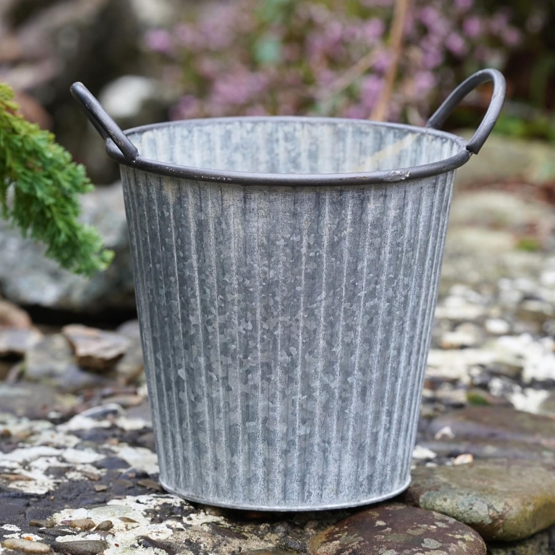 Zinc Metal Flower Pot Ribbed Planter With Handles Outdoor Garden ...