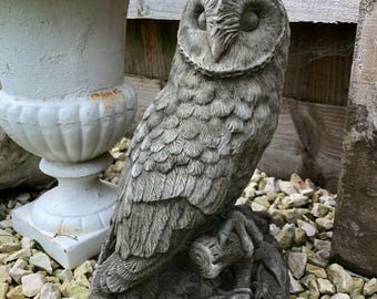 Limestone barn owl statue | reconstituted stone vintage bird concrete outdoor garden ornament