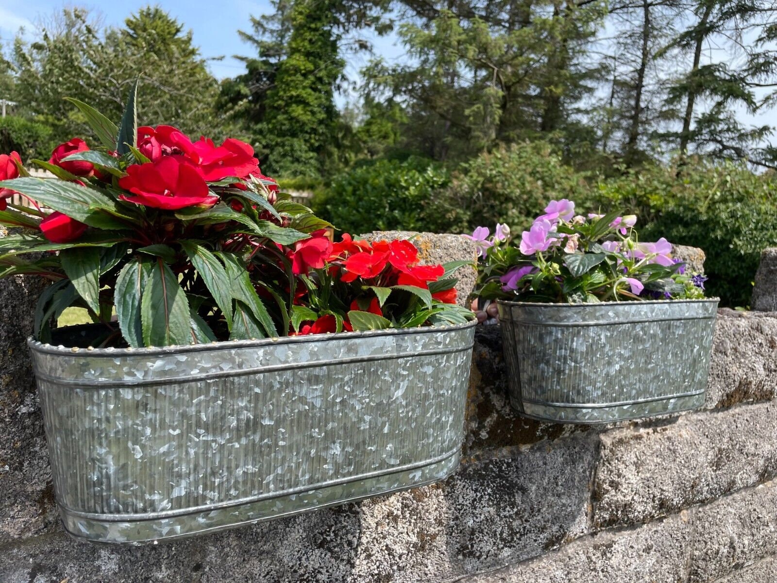 17+ Metal Railing Planter