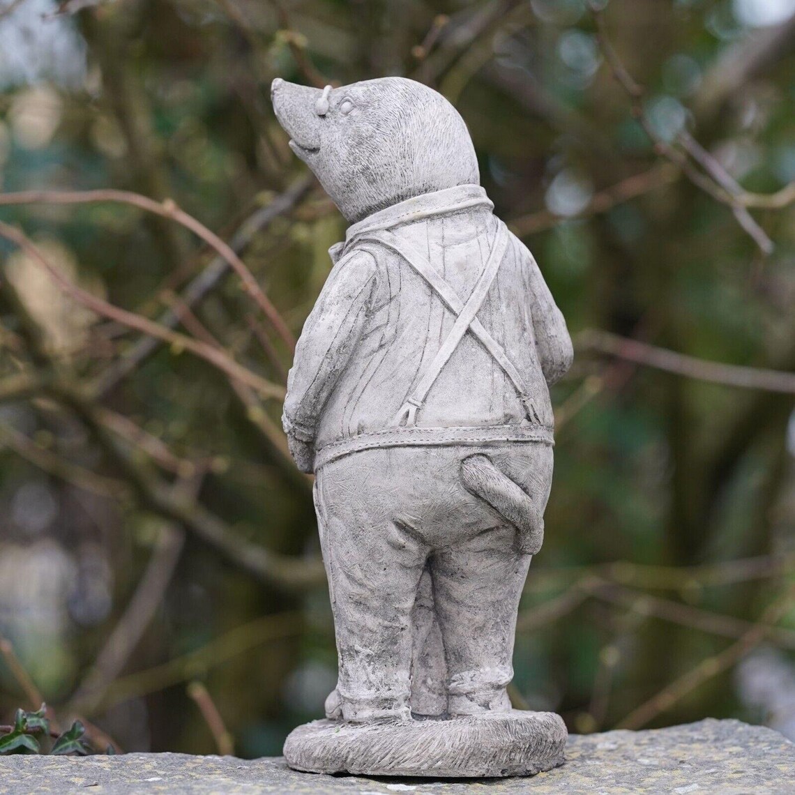 Mr Mole Stone Statue | Wind in the Willows Animal Garden Ornament ...