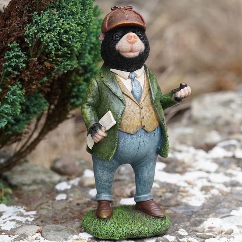 Mr Mole Resin Ornament | Wind in the Willows Animal Home Garden Statue ...
