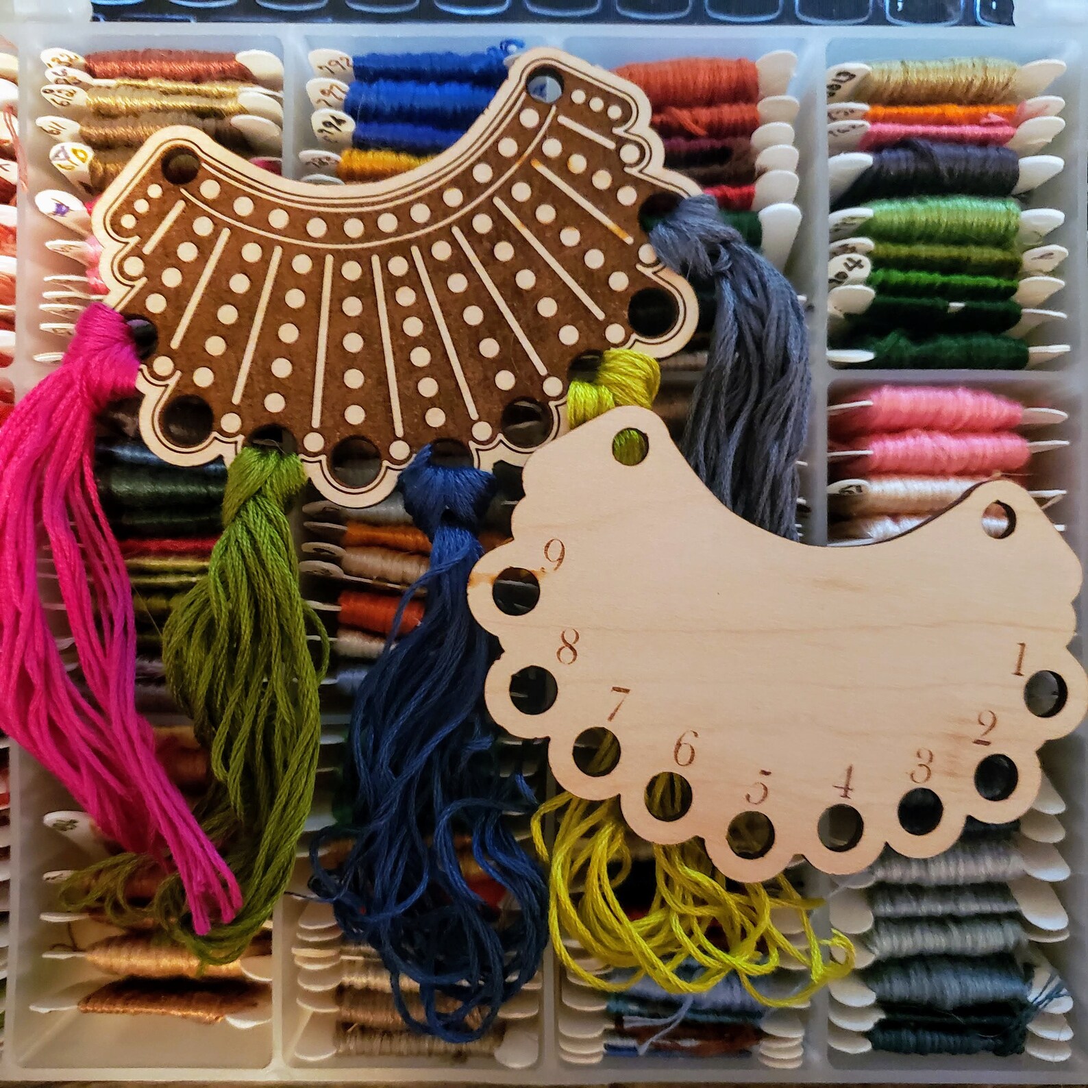 RBG Dissent Collar Embroidery Floss Organizer Thread Minder | Etsy