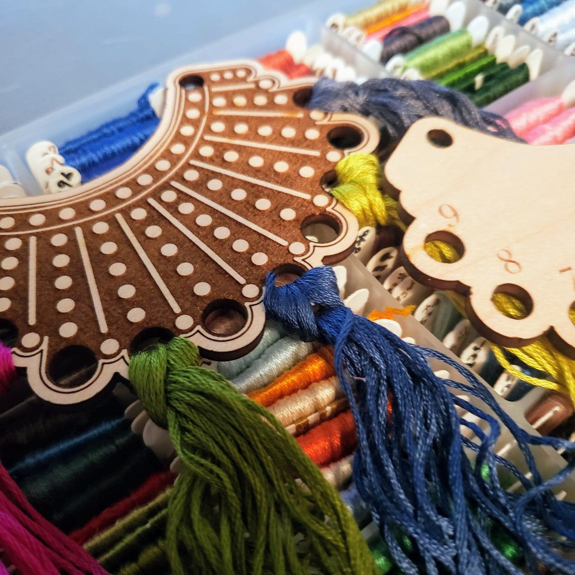 RBG Dissent Collar Embroidery Floss Organizer Thread Minder | Etsy