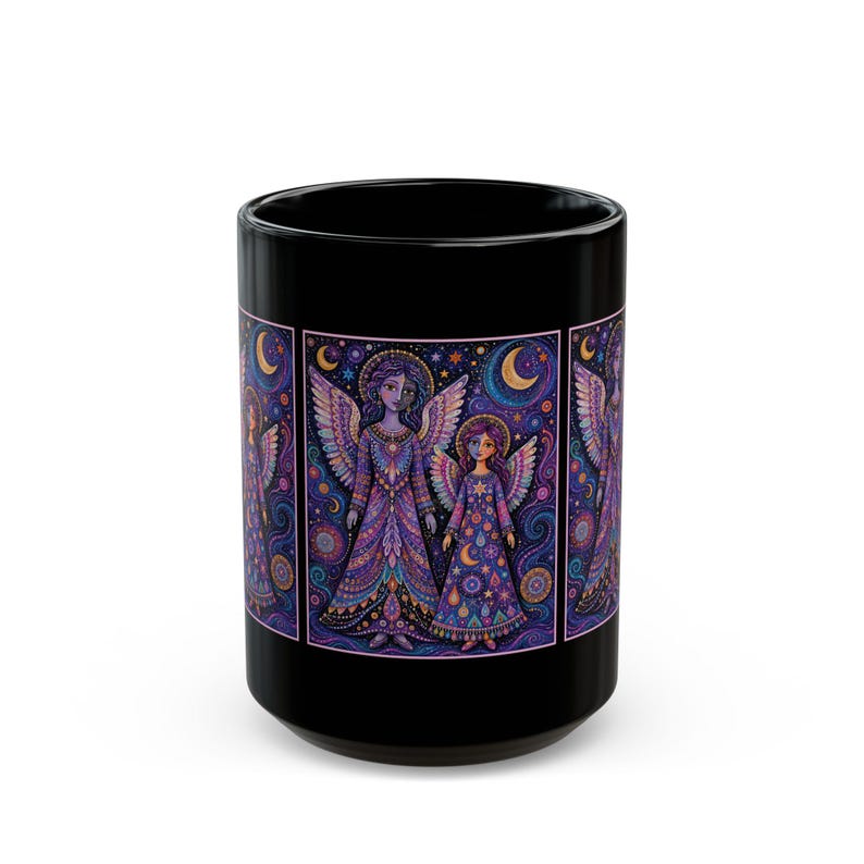 Mystische Engel Schwestern Tasse | Engel Sophie & Elsbeth | Lila Himmlischer Mond Sterne Boho Artwork Tasse | Schwarze Keramik Kaffeetasse Bild 9