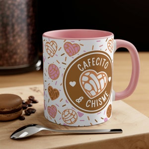 Taza de Café Cafecito y Chisme - Regalos para Ella, Regalos para Latinas, Regalos Mexicanos, Regalos de Concha y Pan Dulce, Taza de Concha
