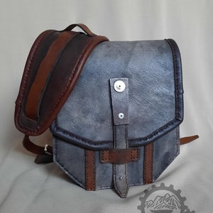 Postapocalyptic shoulder Bag - Postapocalyptic belt bag- Larp Accessory - Leather Bag - Wasteland Bag - Postapocalyptic larp - Metro2033 -