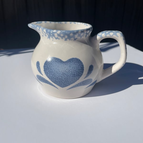 Guyroc China Vintage Blue Heart Ceramic Creamer Pitcher