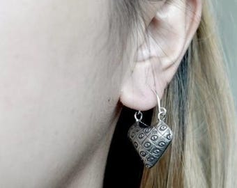 Silber Herz Ohrringe mit Augenmuster - Thai Silber aus reinem Silber, Tribal Ethnic Boho Schmuck Geschenk für Sie, Karen