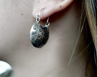 Handgemachte Karen Hill Tribe Silber Herz Muster Ohrringe, ethnische Stammes- baumeln Ohrringe, 99% reines thailändisches Silber, Handwerker Boho Schmuck Geschenk