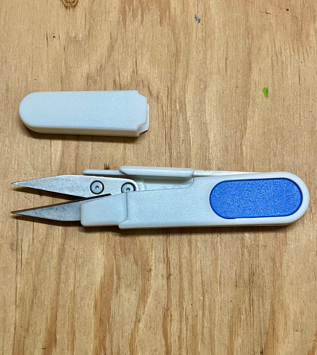 Vintage Travel Thread Snips scissors. - Etsy